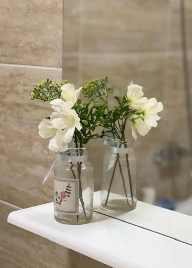 Chic Apartament Complex Inamstro Jászvásár Kültér fotó